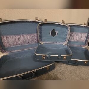 Vintage Blue Suitcase Set